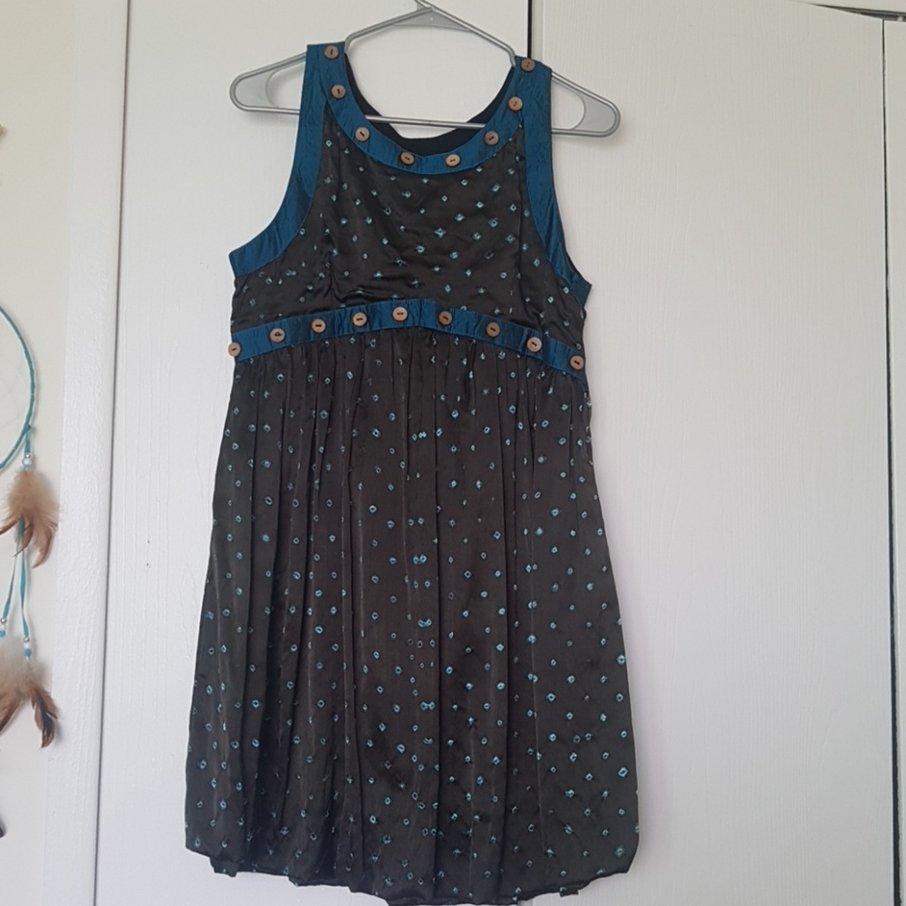 Summer sleeveless dress in Satin